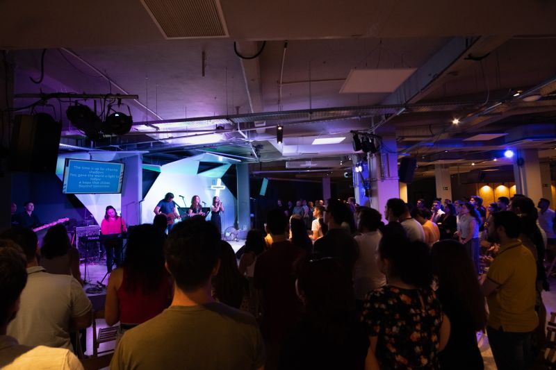 A packed room gathered for a SEVEN evening